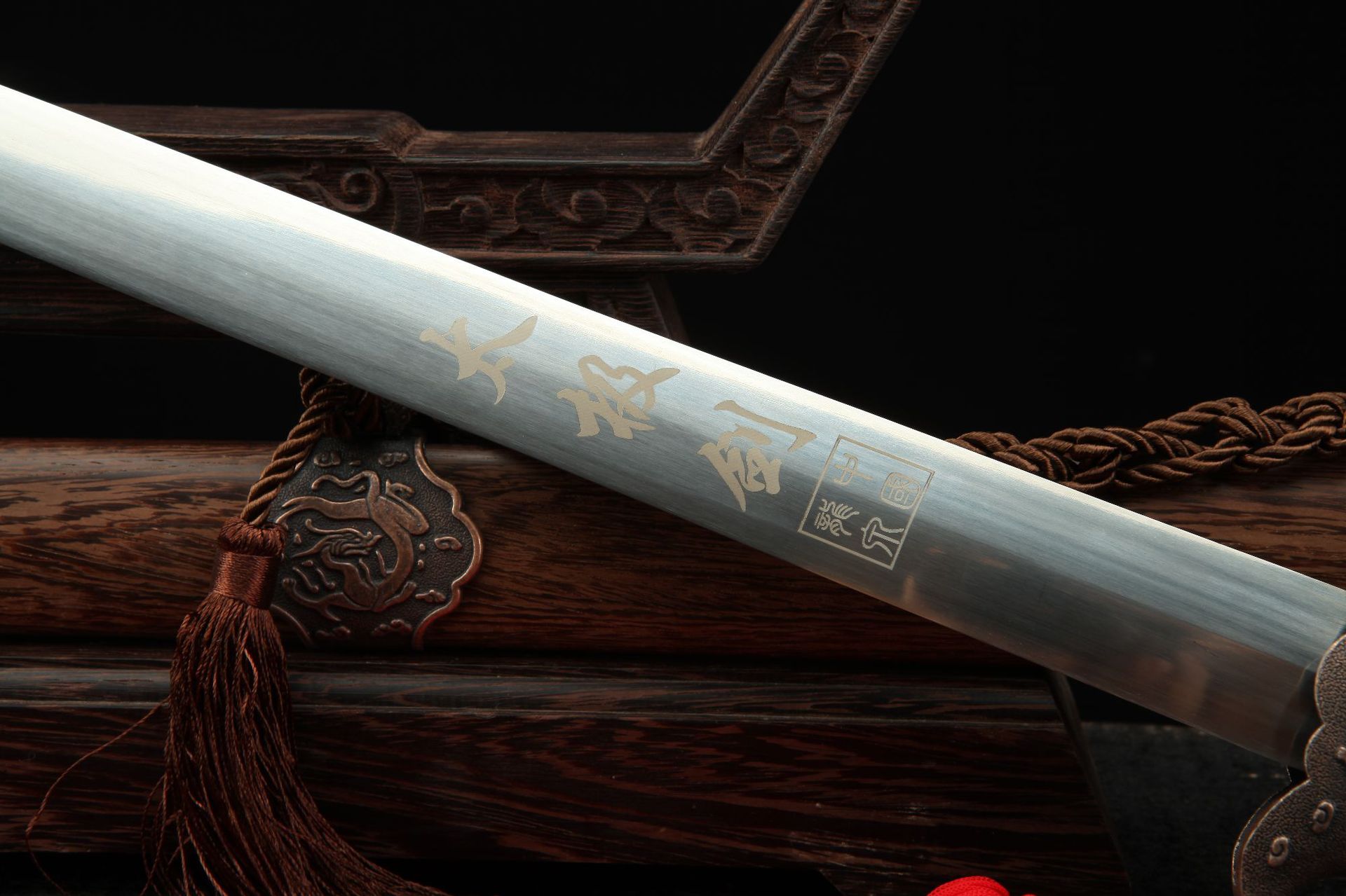龍泉太極劍價(jià)格,龍泉太極劍價(jià)格，探尋傳統(tǒng)與現(xiàn)代的完美融合