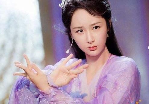演員錦璇，星光璀璨，演繹無(wú)限魅力之路
